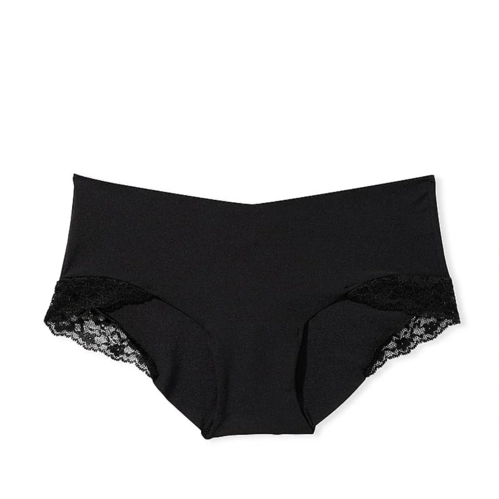 Victorias Secret No-Show Seamless Lace Hiphugger Panty Underwear. NWT